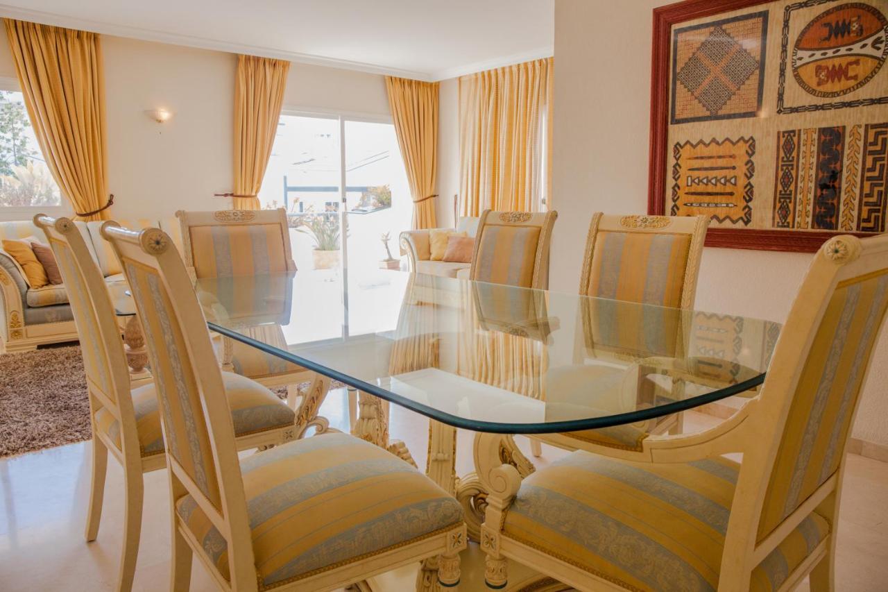 Dominion Apartments เอสเตโปนา ภายนอก รูปภาพ