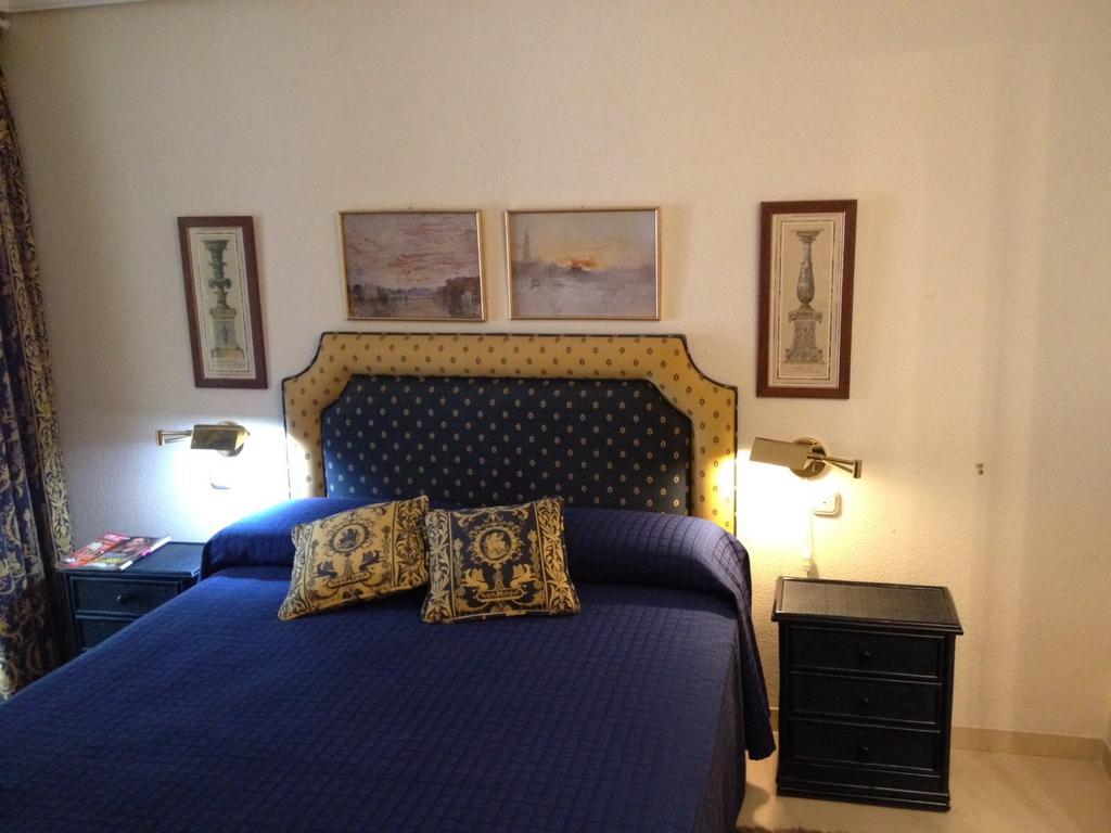Dominion Apartments เอสเตโปนา ห้อง รูปภาพ